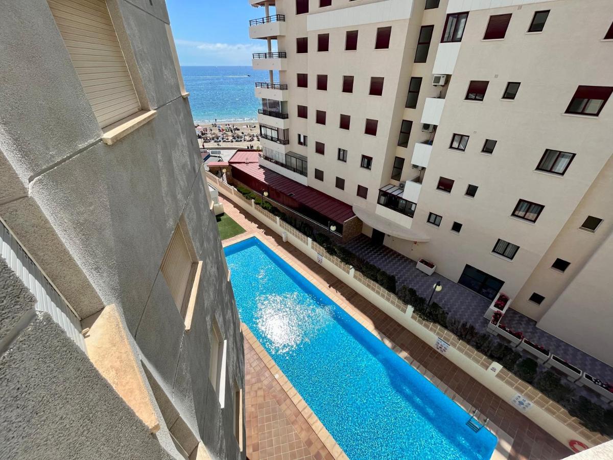 Modern Apartment On The Beach With Pool Calpe Bagian luar foto